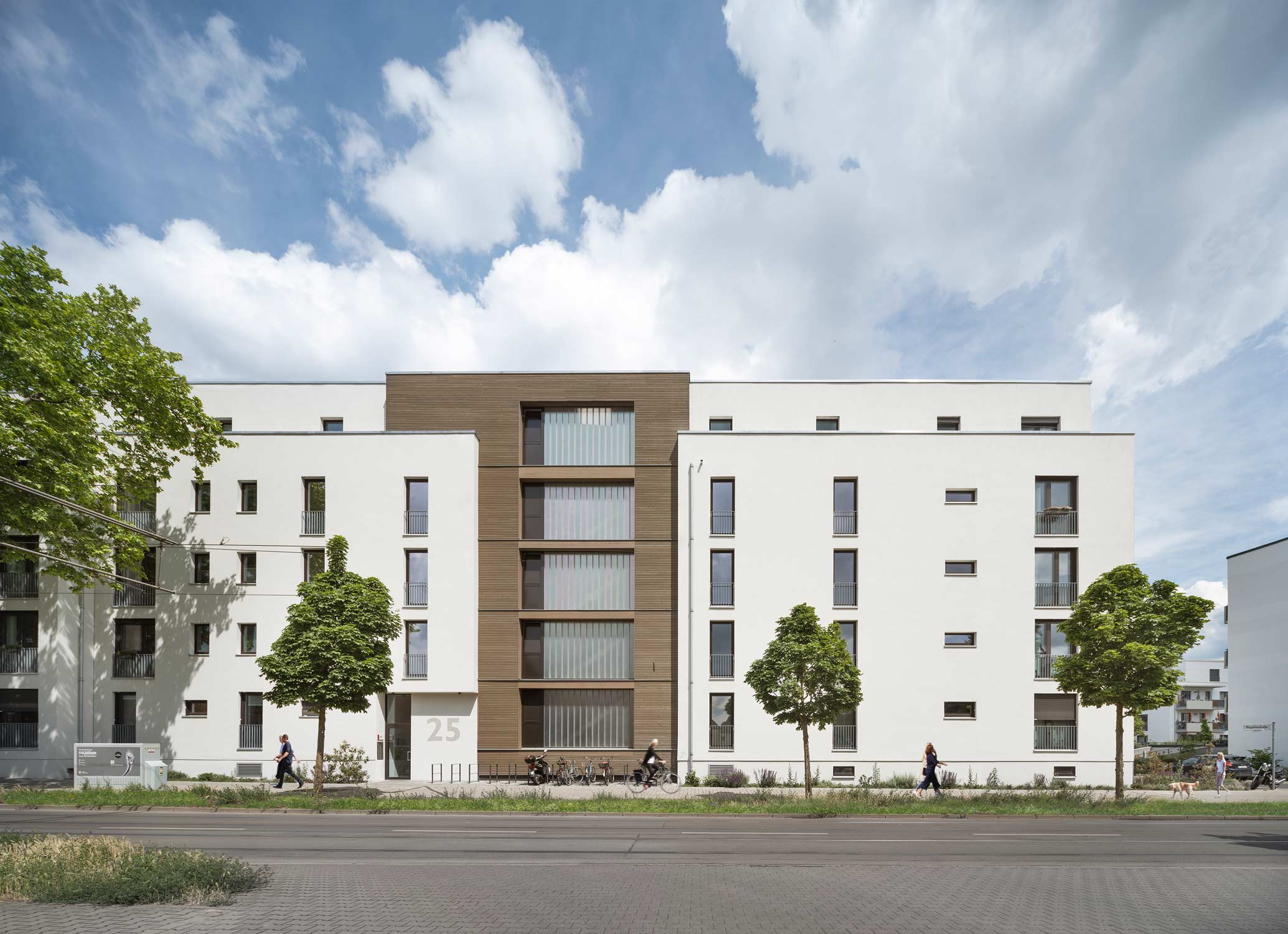 3 Häusern mit 77 Wohnungen an der Regattastrecke Berlin - Bild 2